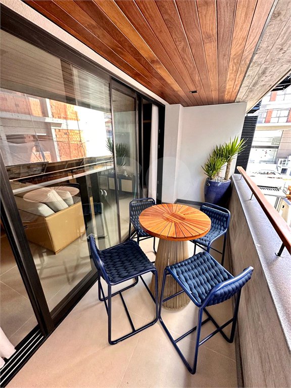 Apartamento à venda com 3 suítes em Jurerê, Florianópolis, SC