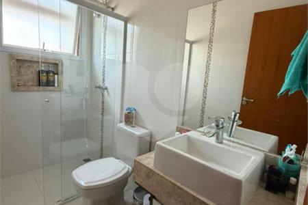 Casa à venda com 3 quartos, sendo 1 suíte, no condomínio Montreal Residence, Indaiatuba - SP