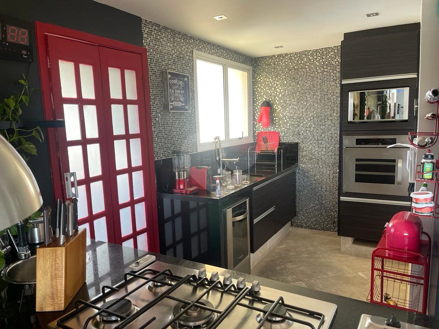 Cobertura à venda com 3 quartos, sendo 1 suíte,  em Vila Andrade, São Paulo, SP