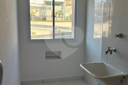 Apartamento à venda com 2 quartos em Jardim Rodrigues Alves, Ferraz de Vasconcelos, SP