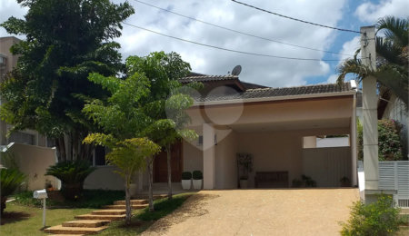 Casa à venda com 4 suítes no condomínio Jardim Theodora, Itu - SP