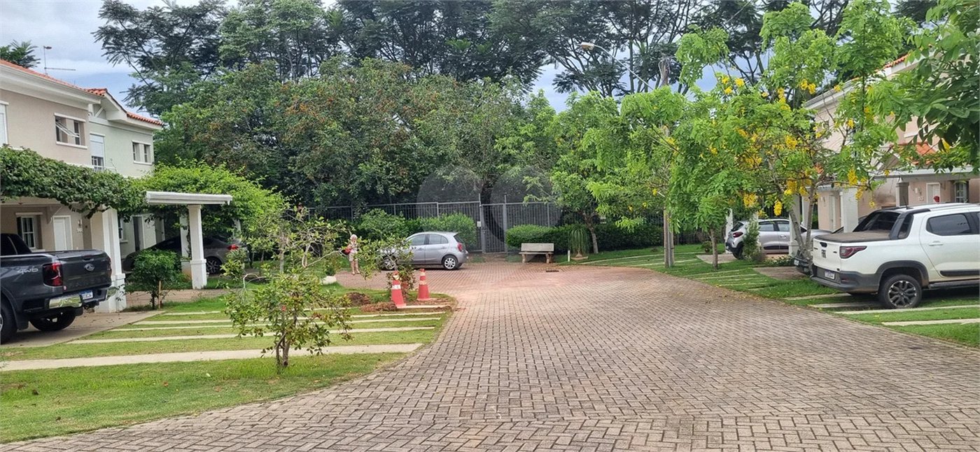 Lindo sobrado com 3 dormitórios (1 suíte com closet) e a.c. em todos os ambientes. à venda, 150 m², por R$ 960.000,00 no condomínio Casa Bella, em Indaiatuba/SP.