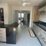 Casa à venda com 3 suítes no condomínio Campos do Conde I, Paulínia - SP