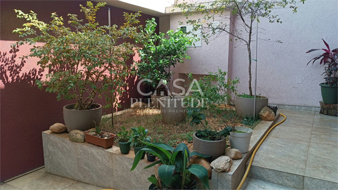 Casa à venda com 3 quartos, sendo 1 suíte,  em Jardim Americano, Sorocaba, SP