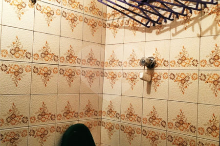 Sobrado à venda com 4 quartos, sendo 1 suíte,  em Vila Gomes, São Paulo, SP