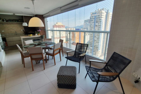 Apartamento com 3 dormitórios à venda, 144 m² por R$ 2.400.000,00 - Gonzaga - Santos/SP