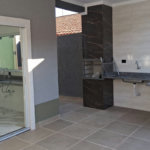 Casa à venda com piscina em Itanhaém