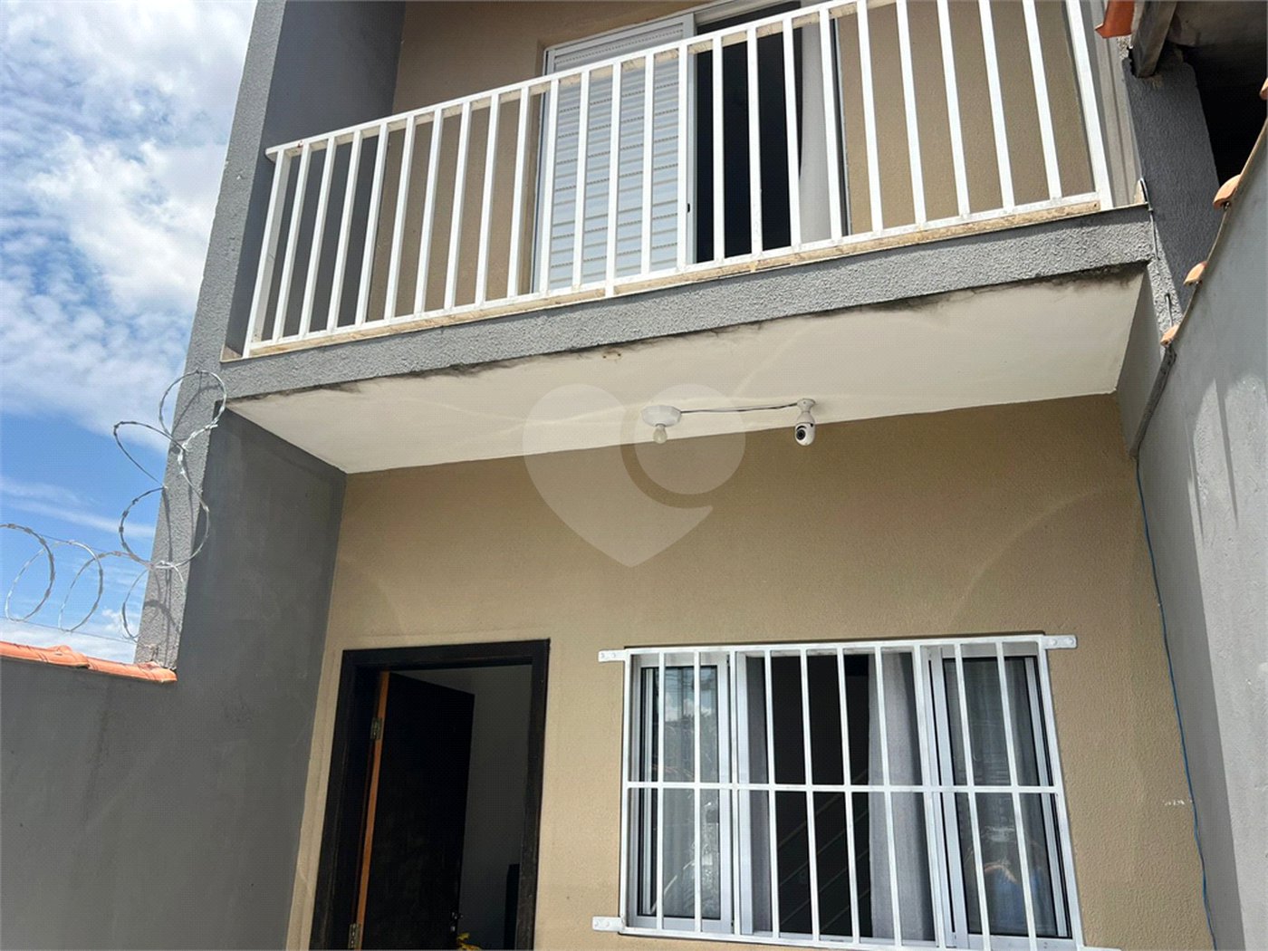 Casa à venda com 2 quartos, sendo 1 suíte, em Vila Barão, Sorocaba, SP