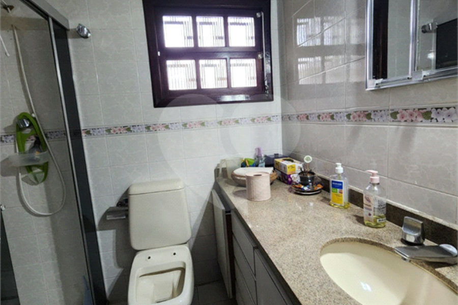 Sobrado à venda com 2 quartos, sendo 1 suíte, em Tremembé, São Paulo, SP