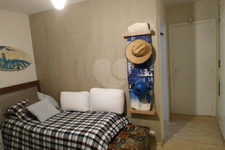 Casa à venda com 3 suítes em Interlagos, São Paulo, SP