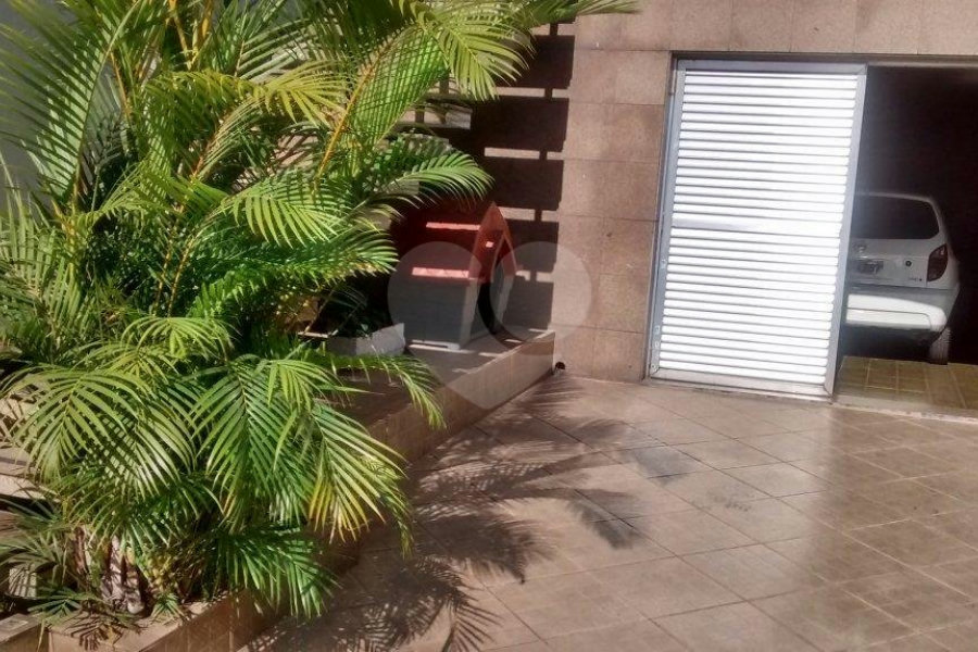 Sobrado à venda com 3 quartos, sendo 1 suíte, em Imirim, São Paulo, SP