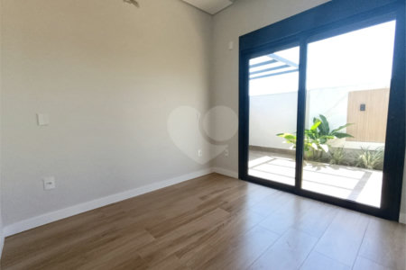 Casa à venda com 3 suítes no condomínio Villa Sapezal, Indaiatuba - SP