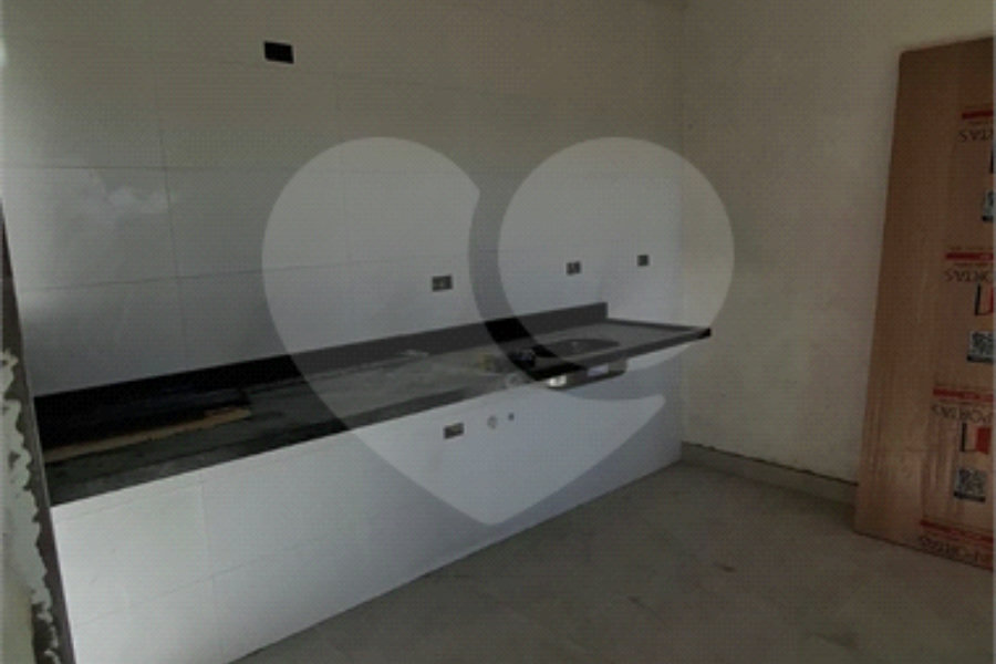 Apartamento à venda com 2 quartos, sendo 1 suíte,  em Vila Constança, São Paulo, SP
