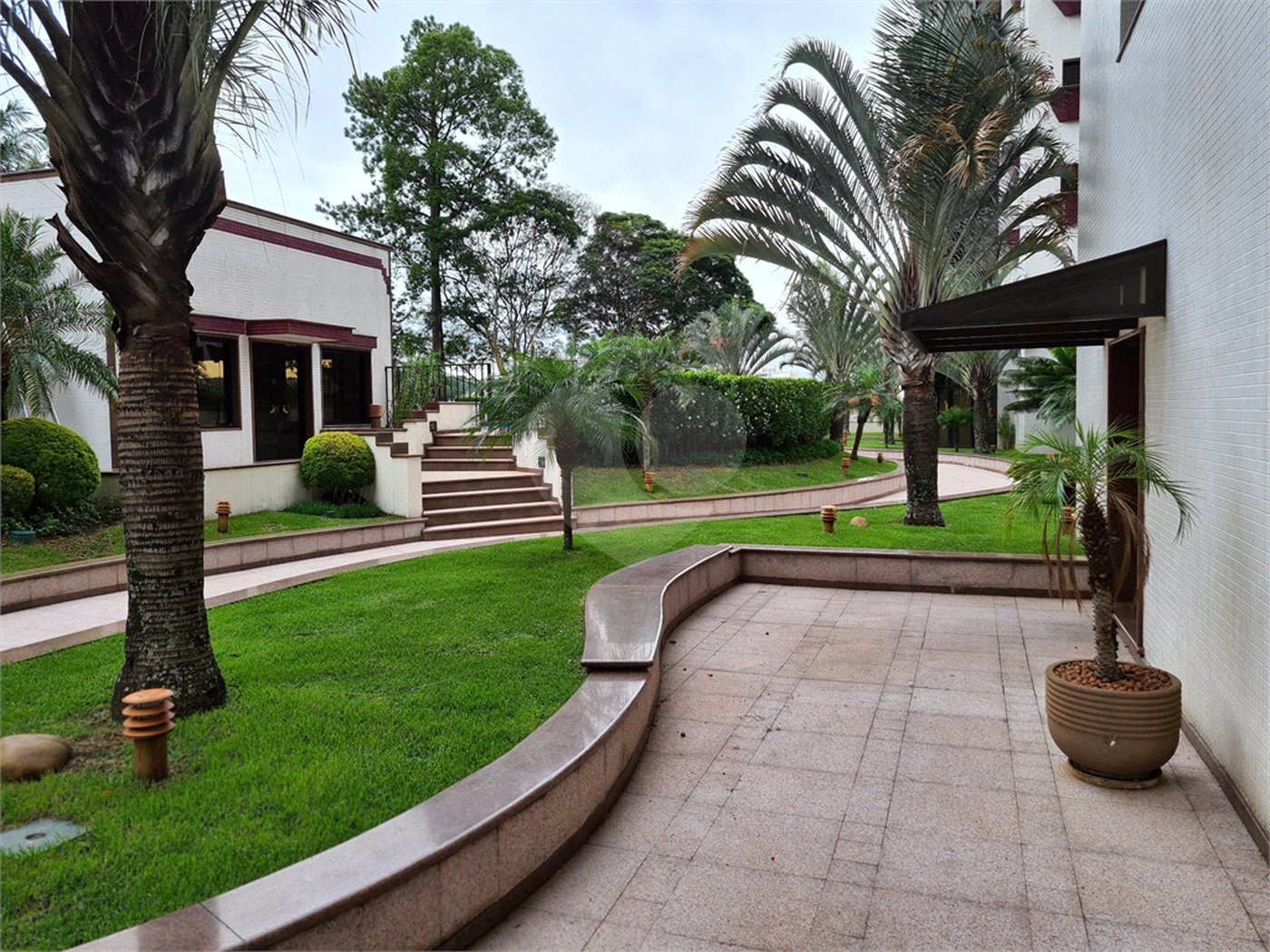 Apartamento à venda com 3 suítes em Água Fria, São Paulo, SP
