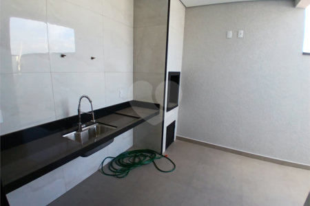 Casa à venda com 3 quartos, sendo 1 suíte, no condomínio Jardim, Sorocaba - SP