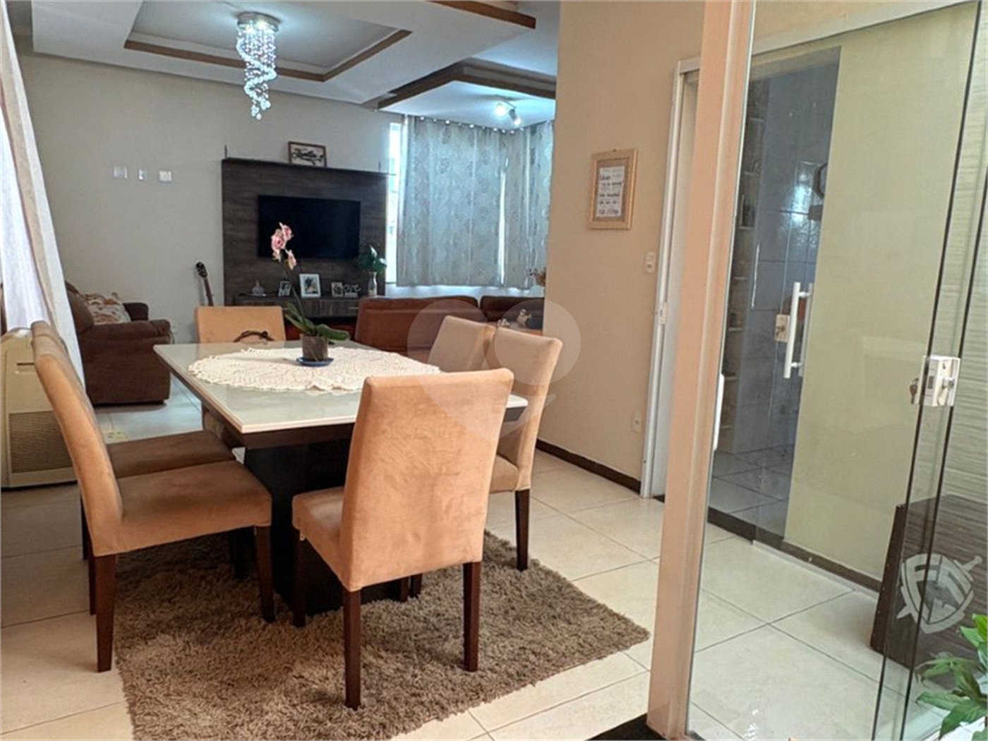 Casa à venda com 3 quartos, sendo 1 suíte,  no condomínio Jd Portugal, Sorocaba - SP