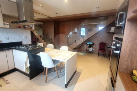 Cobertura à venda com 3 quartos, sendo 1 suíte,  em Tijuca, Rio de Janeiro, RJ