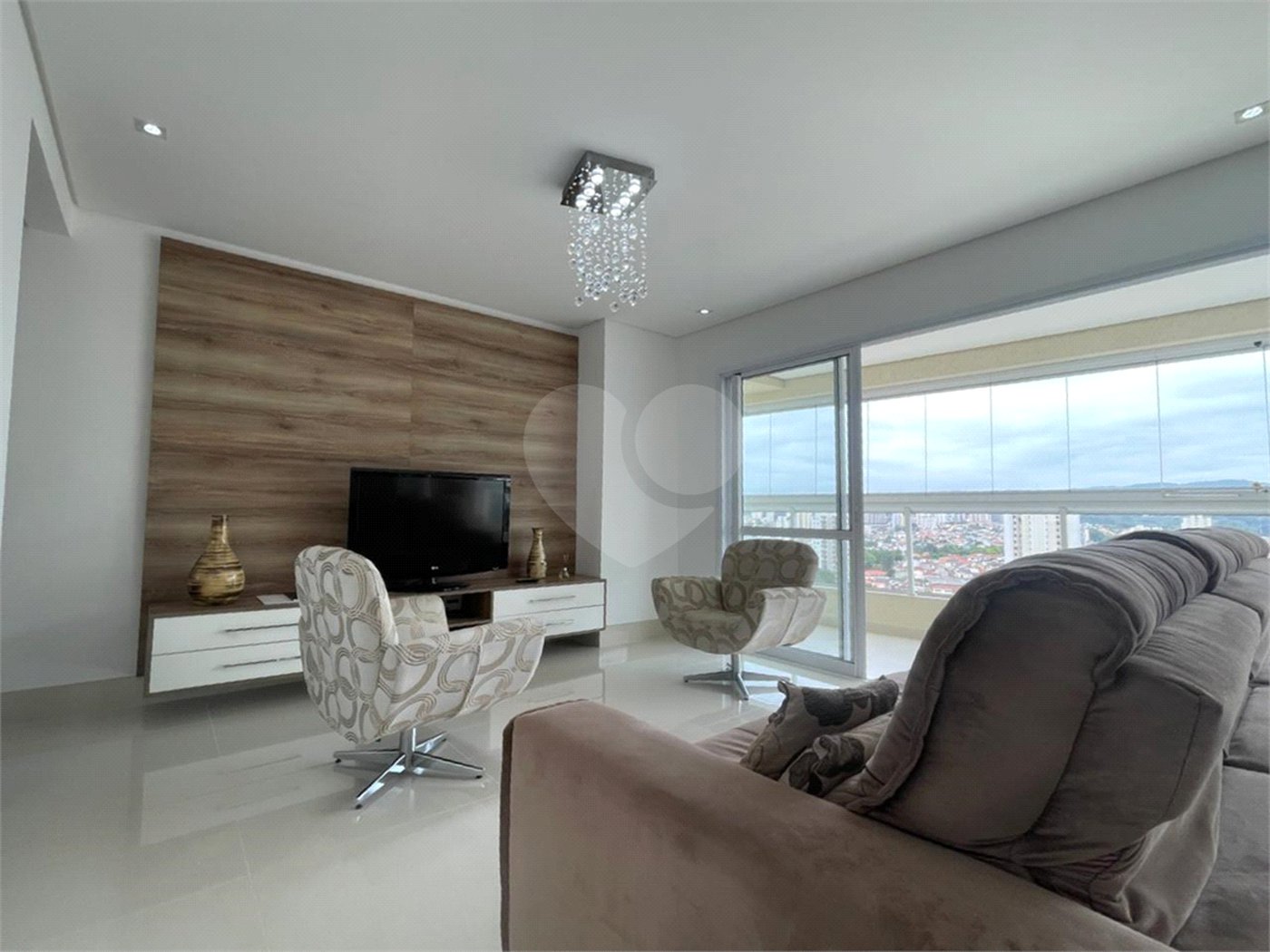 Apartamento à venda com 3 suítes em Santana, São Paulo, SP