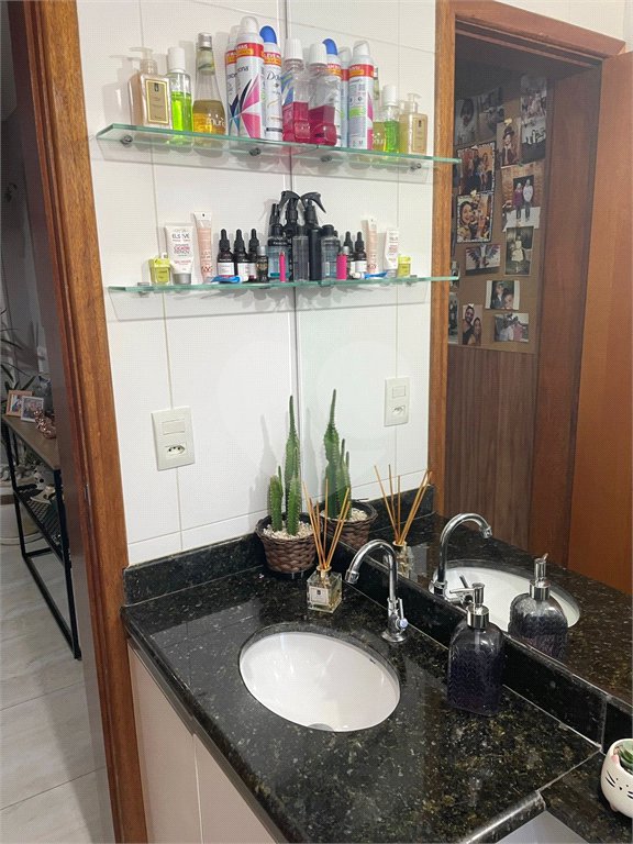 Apartamento à venda com 2 quartos em Horto, São Paulo, SP