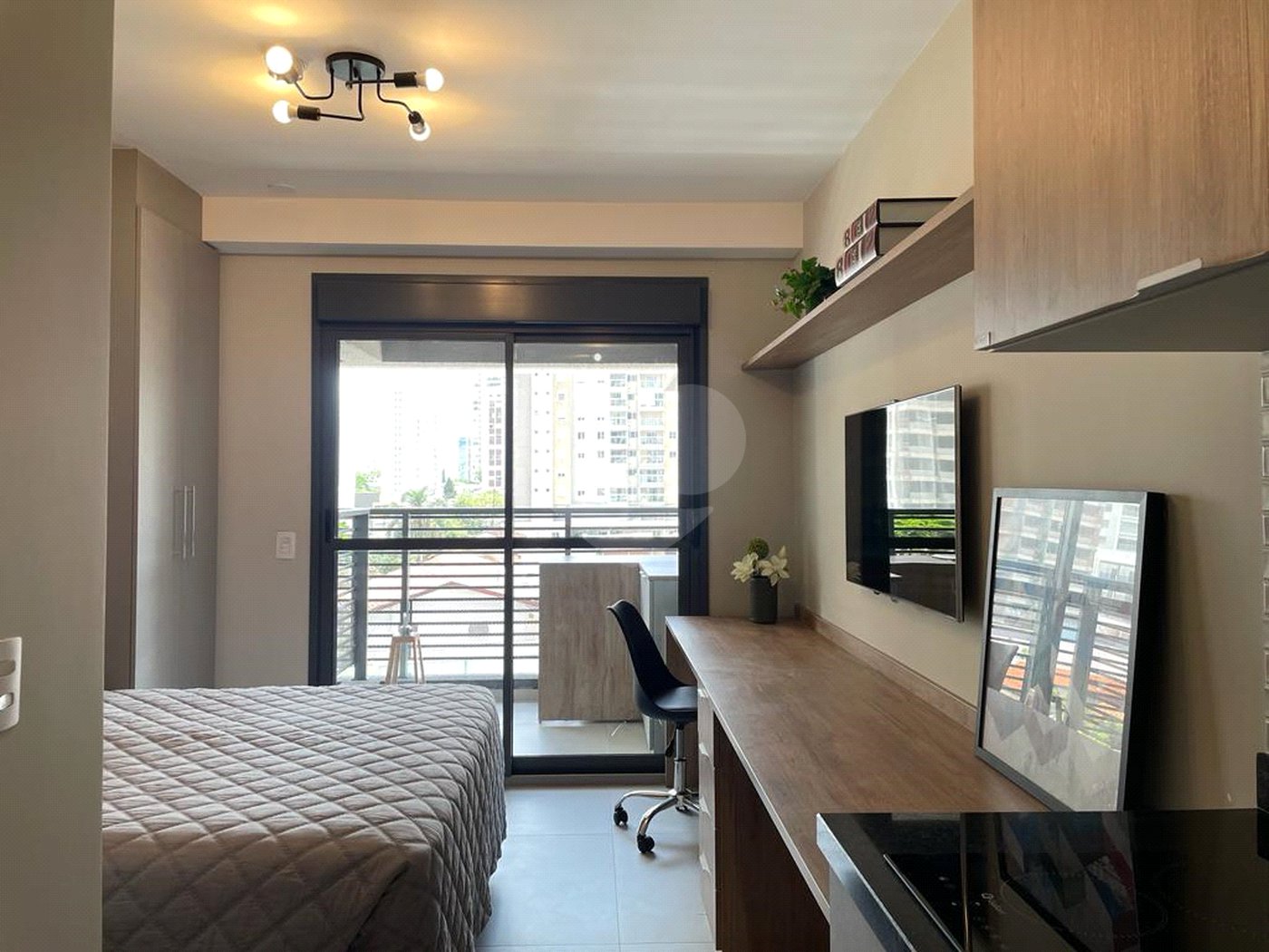 Apartamento à venda com 1 quarto em Jardim das Acácias, São Paulo, SP
