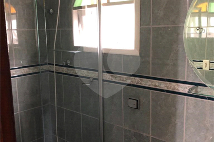 Casa à venda com 3 quartos, sendo 1 suíte, no condomínio Jardim das Pedras, São Paulo - SP