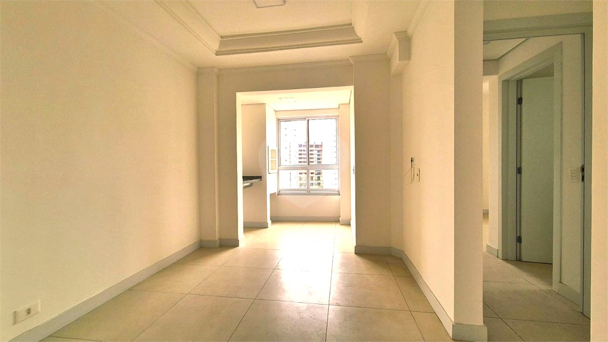Apartamento à venda com 2 quartos, sendo 1 suíte, no Centro, Sorocaba, SP