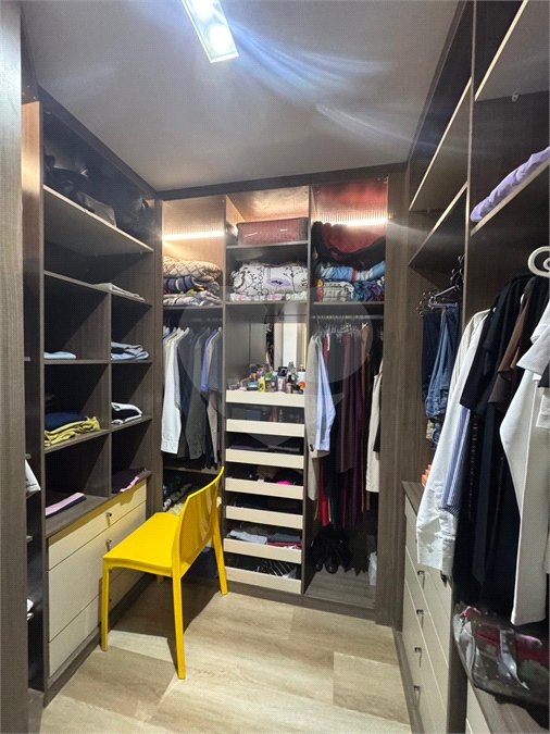 Apartamento à venda com 2 suítes em Vila Leonor, São Paulo, SP