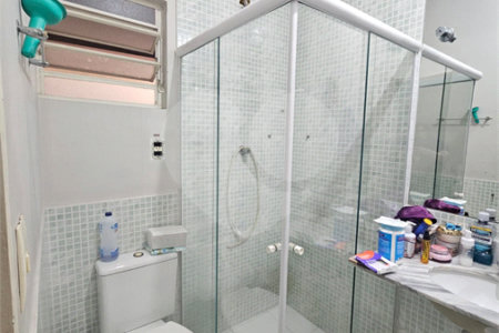 Casa à venda com 2 quartos, sendo 1 suíte, em Santo Amaro, São Paulo, SP