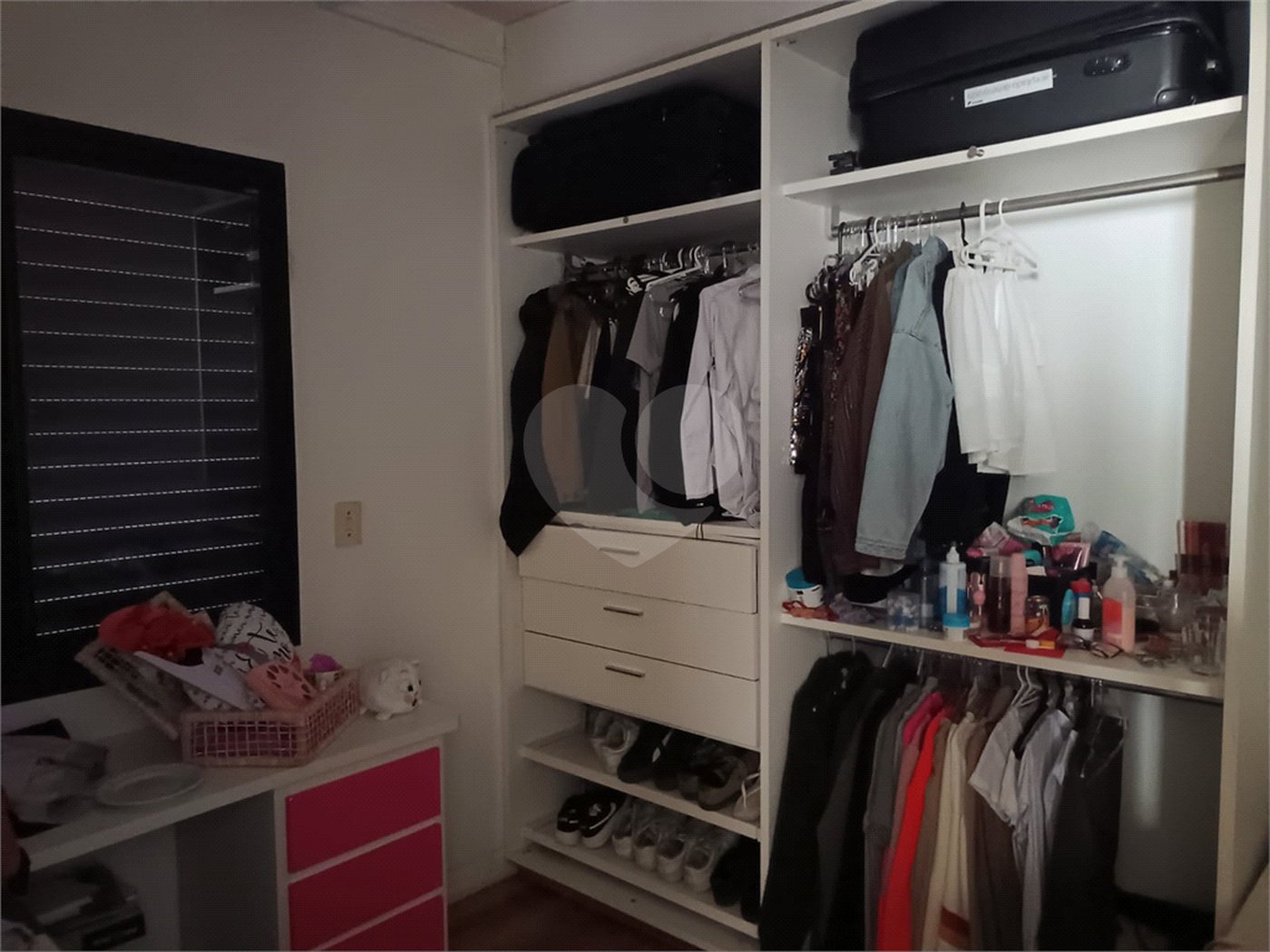 Apartamento à venda com 2 quartos, sendo 1 suíte,  em Chora Menino, São Paulo, SP