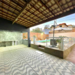 Casa em condomínio à venda com 3 quartos, sendo 2 suítes,  em Praia Rasa, Armação dos Búzios, RJ