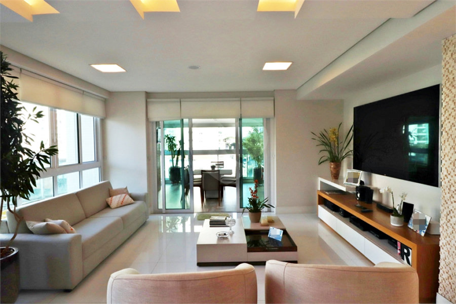 Apartamento à venda com 4 suítes em Santana, São Paulo, SP