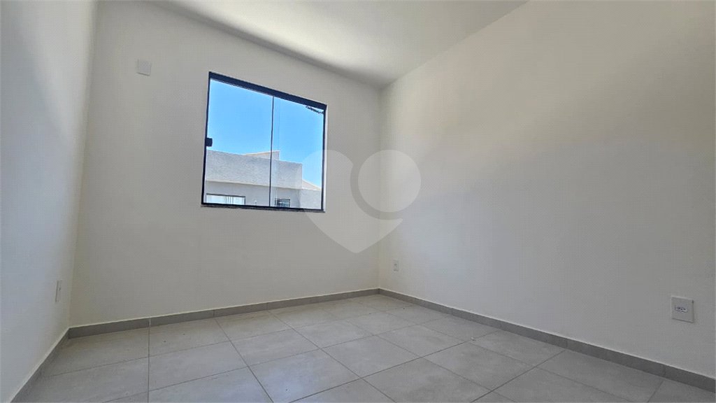 Casa à venda com 2 quartos no condomínio Mirela, Rio de Janeiro - RJ