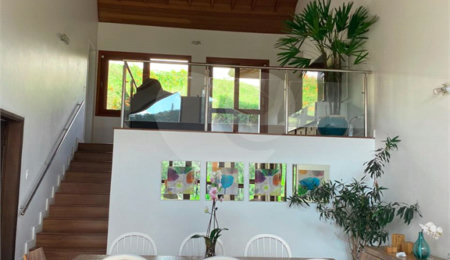 Casa à venda com 4 quartos, sendo 2 suítes,  no condomínio Suíça da Cantareira, Mairiporã - SP