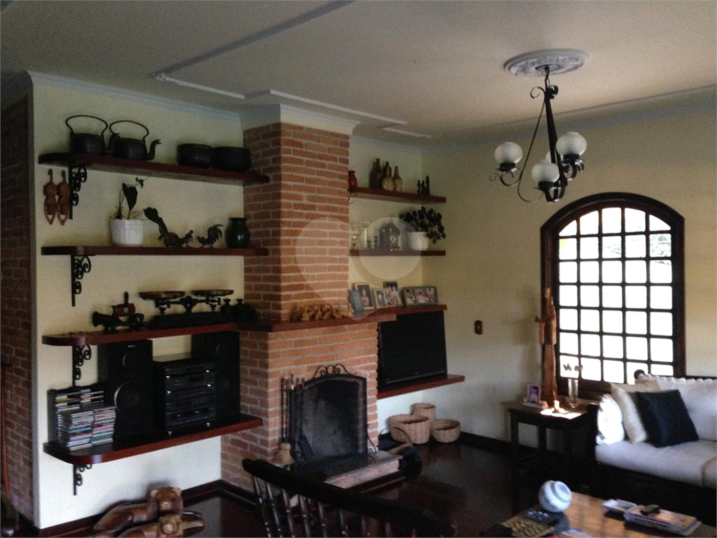 Sítio à venda com 4 quartos, sendo 1 suíte, no Centro, Piracaia, SP