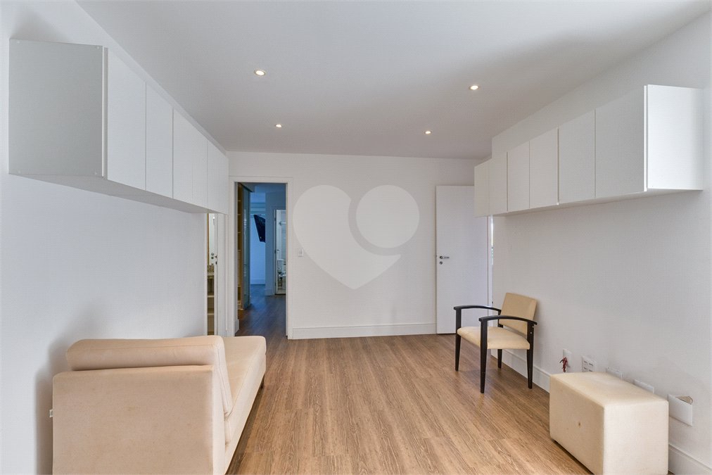 Apartamento à venda com 3 suítes em Alto da Boa Vista, São Paulo, SP