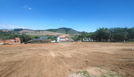 Terreno à venda no condomínio Vila Dom Pedro, Atibaia - SP