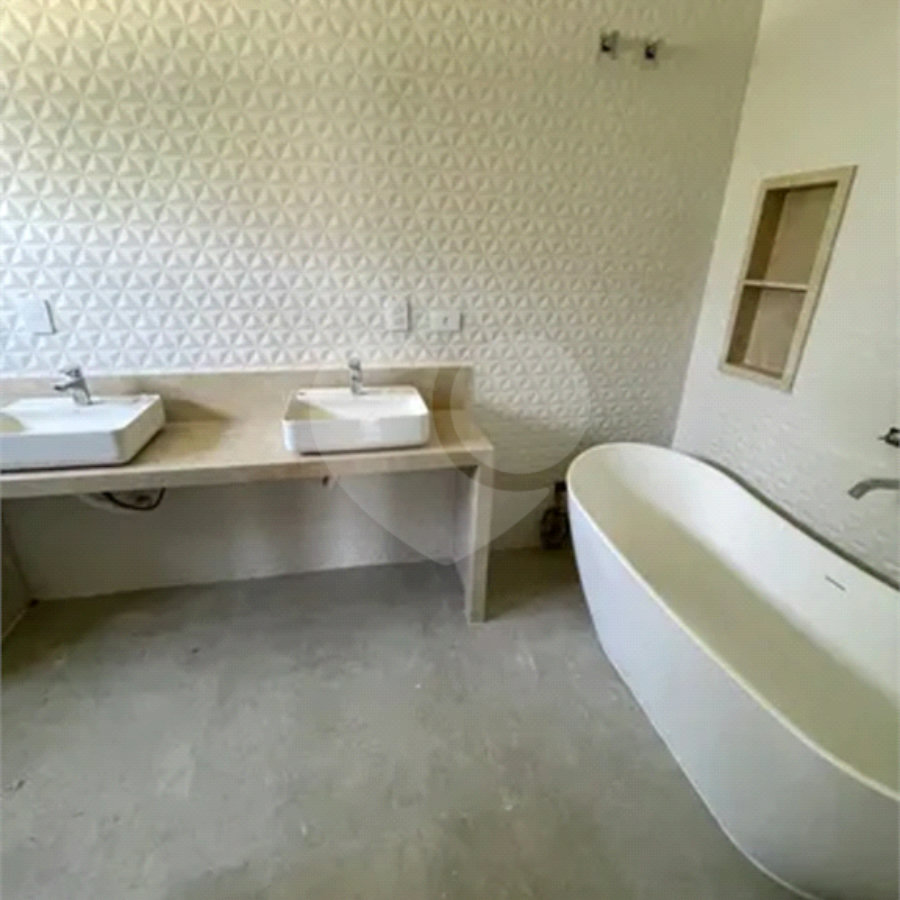 CASA A VENDA, CONDOMINIO FECHADO, JARDIM DO GOLFE II, 4 SUÍTES E 4 VAGAS DE GARAGEM, SJC/SP
