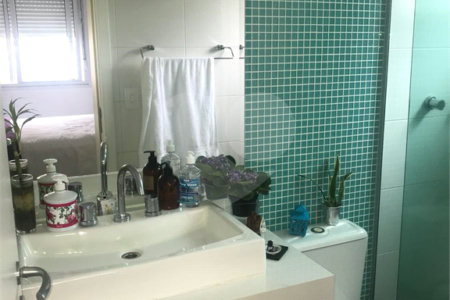 Conforto e Lazer Completo no Tatuapé: Apartamento de 78 m² com Suíte e Duas Vagas!