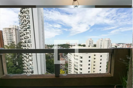 Cobertura à venda com 3 quartos, sendo 1 suíte,  em Vila Suzana, São Paulo, SP