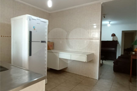 Casa térrea com duas edículas para venda - Saúde, SP.