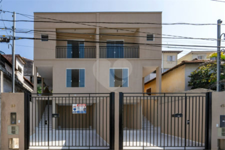 Sobrado à venda com 3 quartos, sendo 1 suíte, em Vila Morse, São Paulo, SP