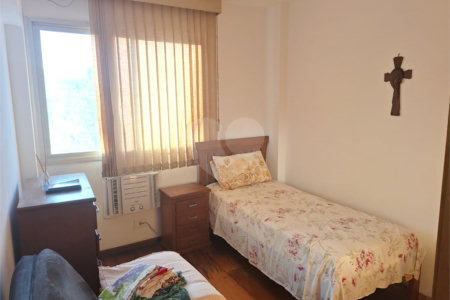 Cobertura à venda com 2 quartos, sendo 1 suíte, em Maracanã, Rio de Janeiro, RJ
