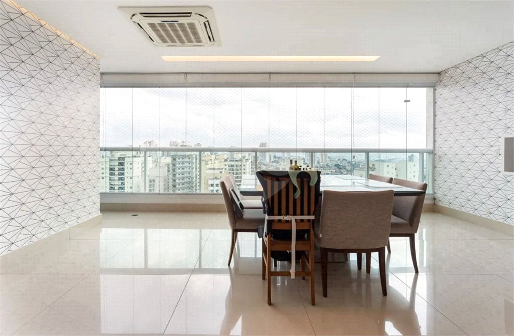 Apartamento à venda com 3 suítes em Santana, São Paulo, SP