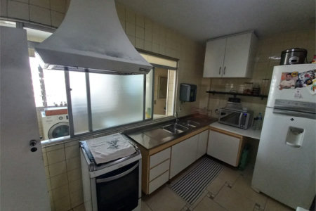 Apartamento à venda com 3 quartos, sendo 1 suíte,  em Vila Andrade, São Paulo, SP