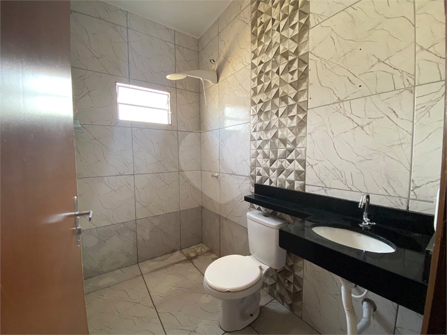 Casa Térrea à venda com 2 quartos em Petrópolis, Várzea Grande, MT