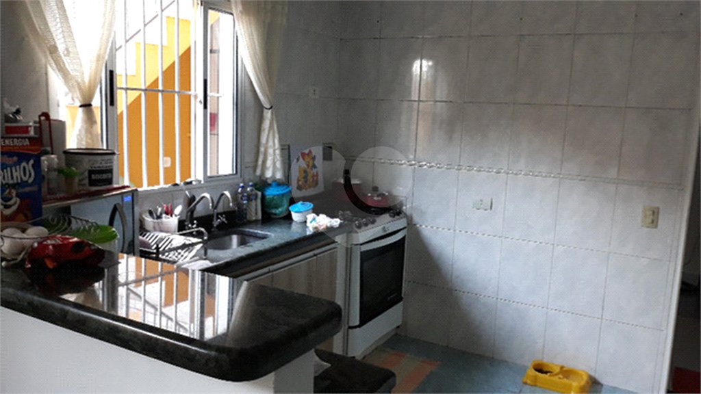 Sobrado à venda com 3 quartos, sendo 1 suíte, em Jardim Peri, São Paulo, SP