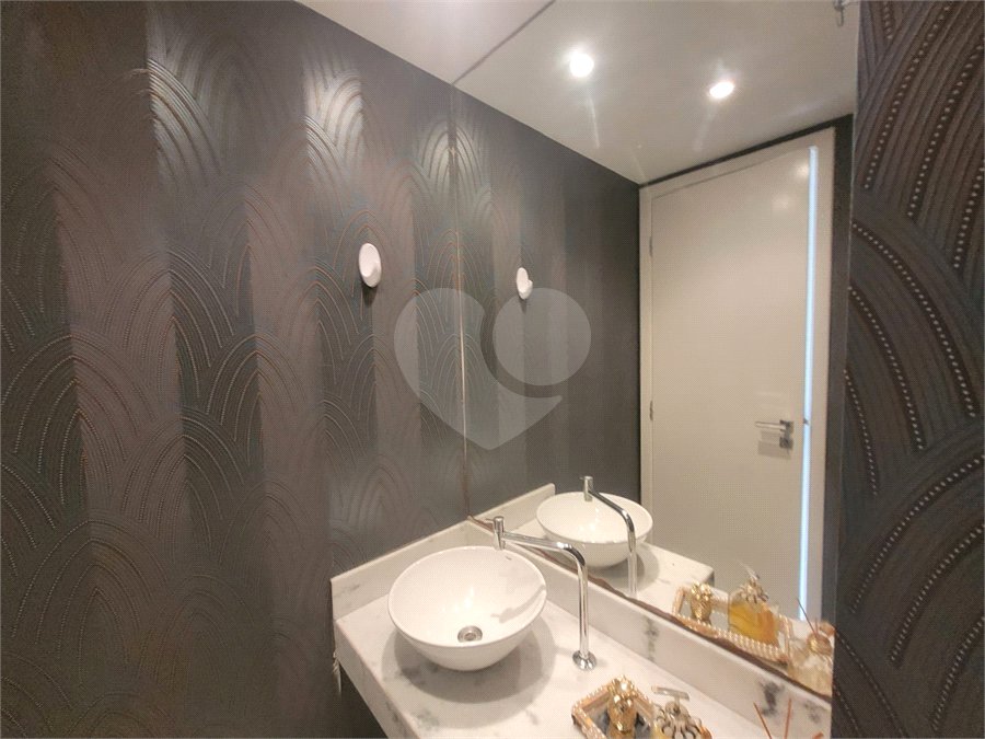 Apartamento à venda com 3 suítes no Centro, Santo André, SP