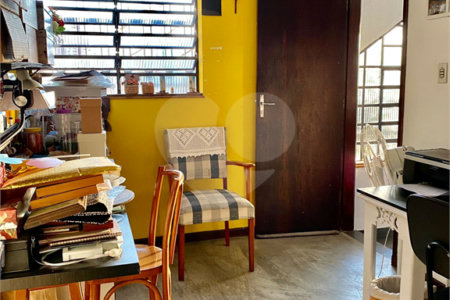Sobrado à venda com 3 quartos, sendo 1 suíte, em Vila Paulicéia, São Paulo, SP