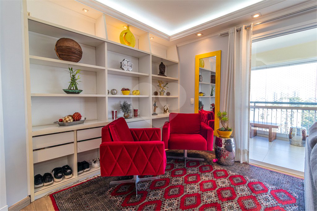 Apartamento à venda com 4 quartos, sendo 1 suíte, em Jardim Marajoara, São Paulo, SP