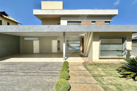 Casa á venda - Granja Viana